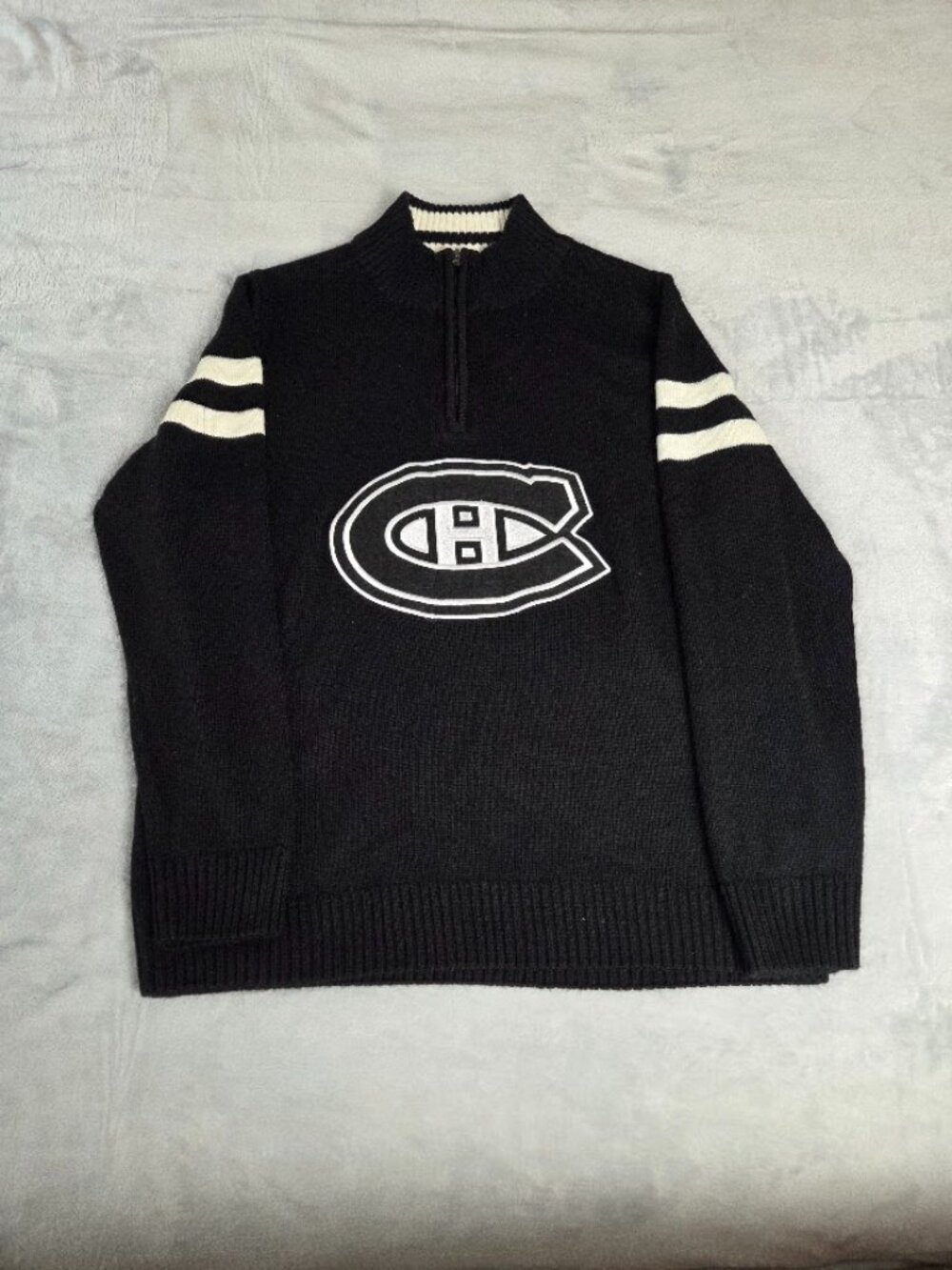 Official NHL Montreal Canadiens Black 1/4 Zip Knit Sweater Jersey/Black/White, L